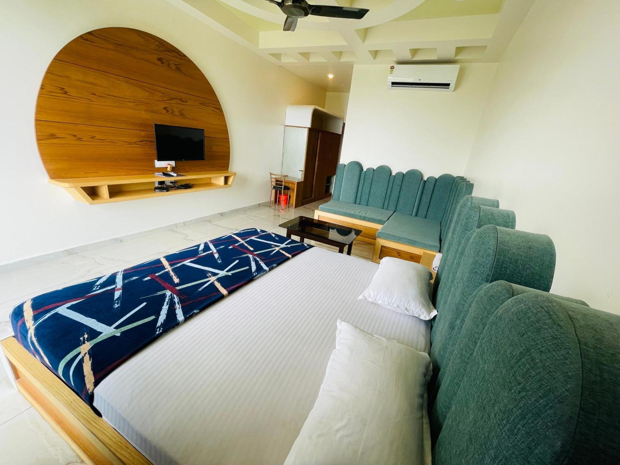 Hotel Saptarang Residency Panhāla Dış mekan fotoğraf