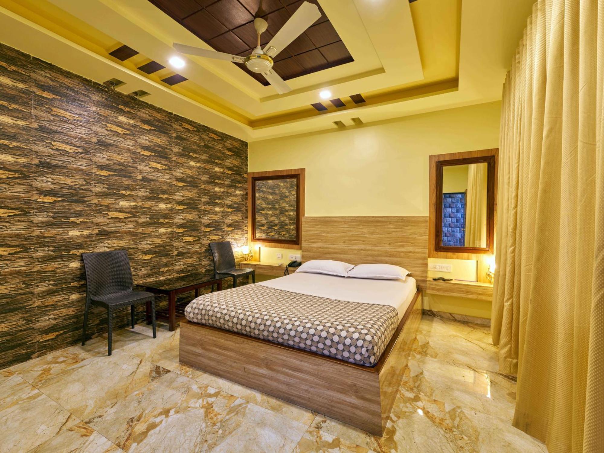 Hotel Saptarang Residency Panhāla Dış mekan fotoğraf